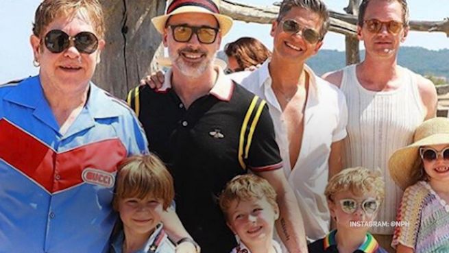 go to Elton John und Neil Patrick Harris: Familienurlaub in Saint-Tropez