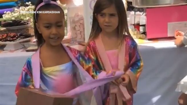 go to Einhorn, Regenbogen und Glitzer: Geburtstagsfeier von North West and Penelope Disick